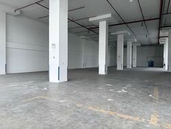 Thyssen Haniel Logistics Centre (D16), Warehouse #464657691